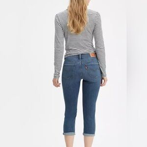 Levis 311 Shaping Skinny Capri